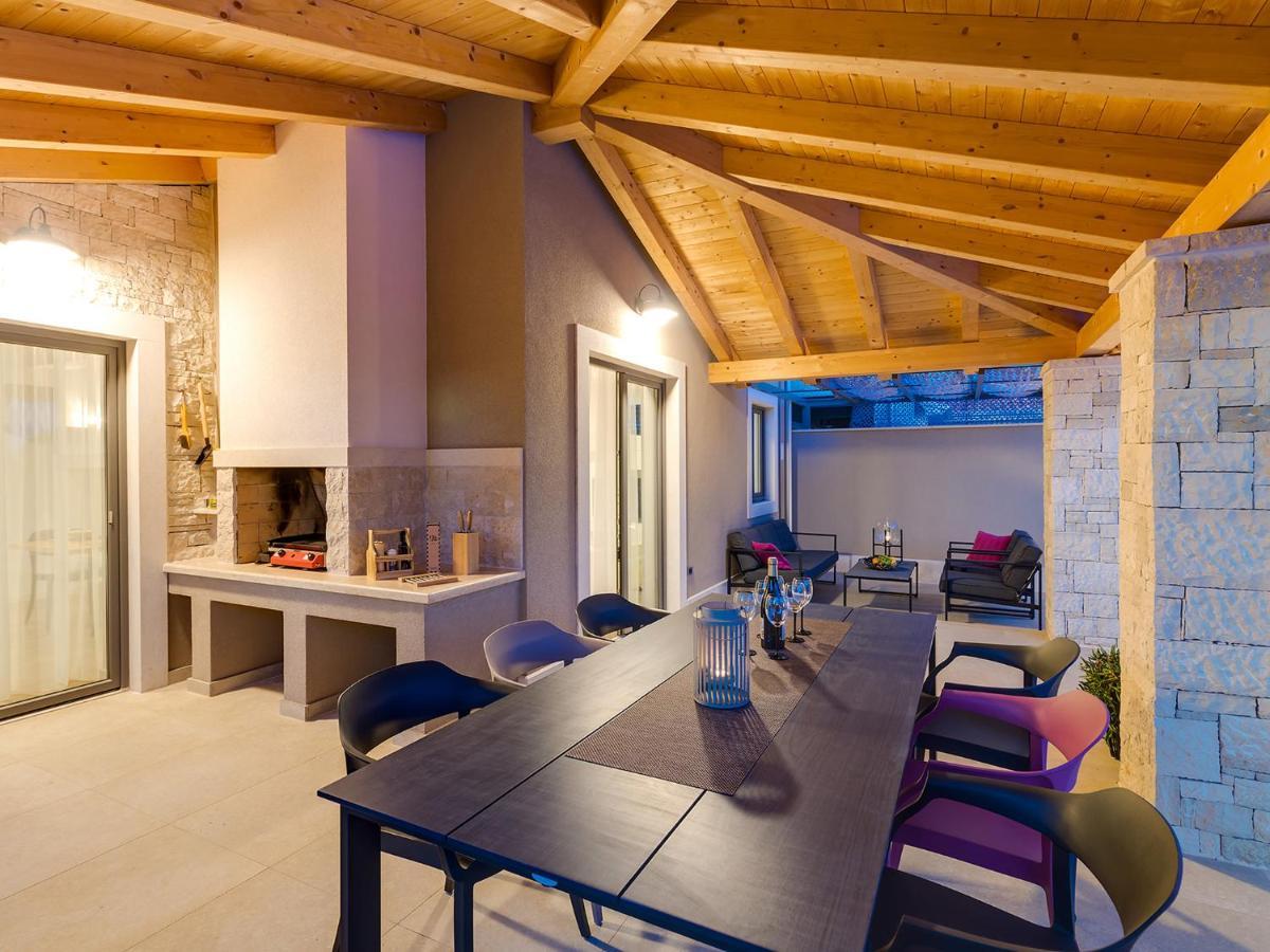 Villa Flora Vabriga Tar-Vabriga Luaran gambar