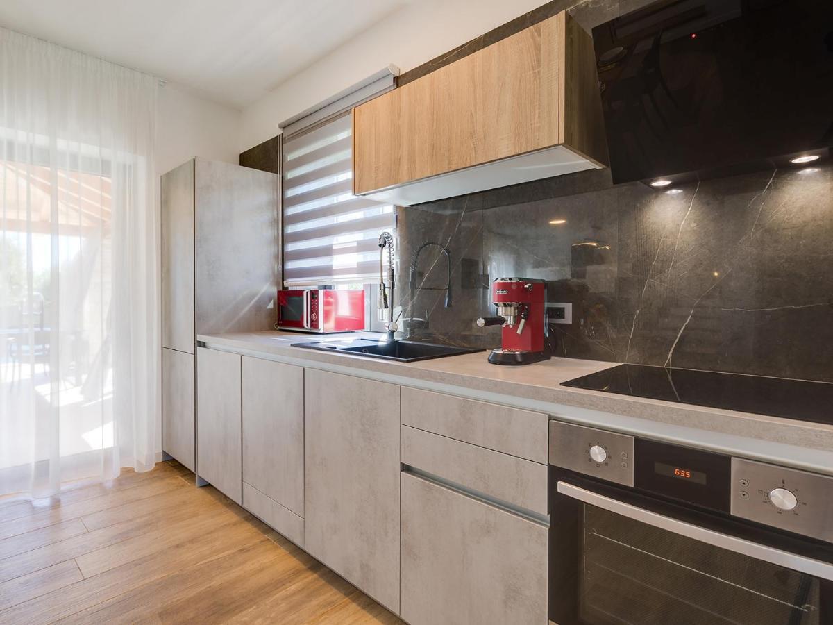 Villa Flora Vabriga Tar-Vabriga Luaran gambar