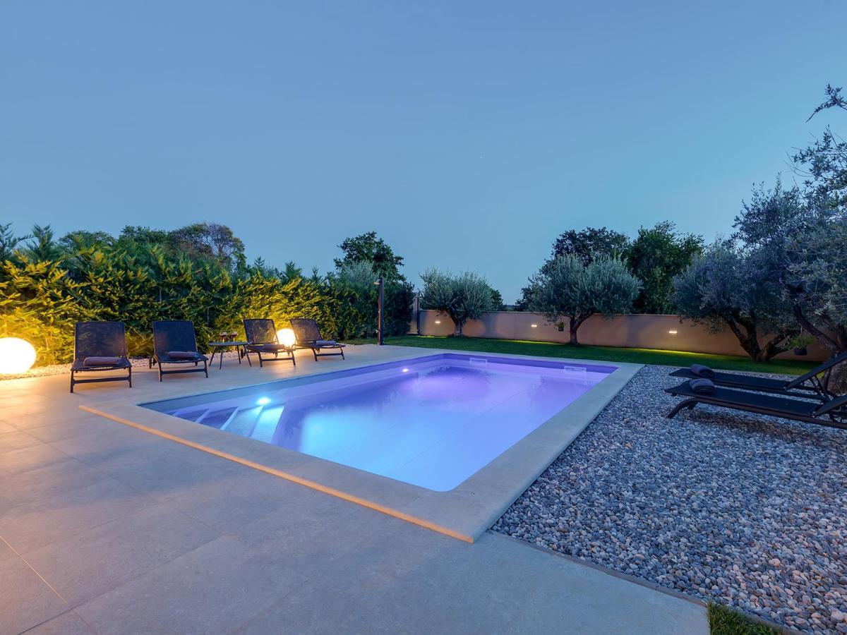 Villa Flora Vabriga Tar-Vabriga Luaran gambar