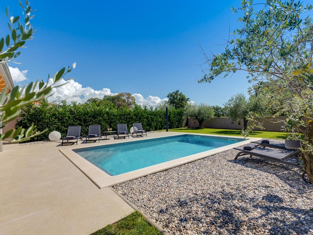 Villa Flora Vabriga Tar-Vabriga Luaran gambar